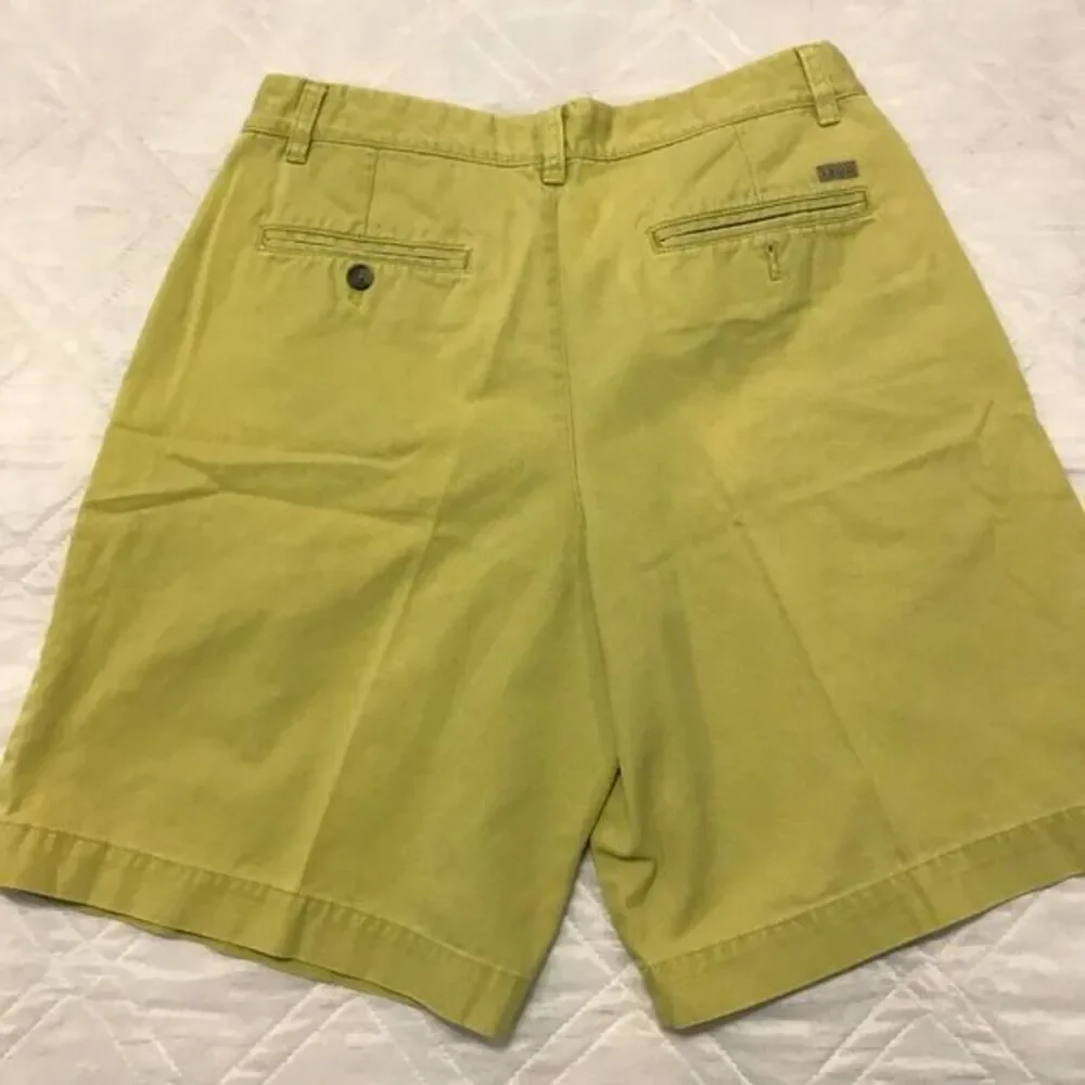 Izod pistachio green‎ flat front shorts size 33